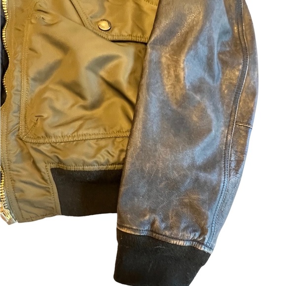 Burberry Brit Leather G1 Bomber Jacket with Shearling Collar. - Picture 2 of 8